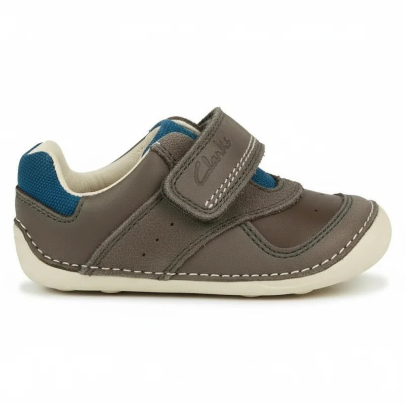 Clarks Clarks Δερμάτινα Παιδικά Ανατομικά Μποτάκια για Αγόρια Γκρι Αγκαλιάς Αγόρι / Prenatal Boys clarks-baby-booties-side-view