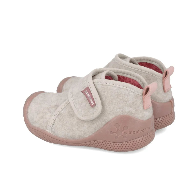 Biomecanics Biomecanics Ανατομικά Μποτάκια Παντοφλάκια Unisex Μπέζ Παντοφλάκια Κορίτσι / Slippers Girl download_2_9ac87d46-cff4-436c-9e9e-1e5204cbec42