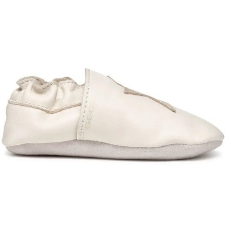 Geox Geox Gloviedoo Βρεφικά Slip ons Αγκαλιάς B4668B 085TC C1M2U μπεζ Αγκαλιάς Κορίτσι /Prenatal Girl pantofi-geox-b-gloviedoo-girl-b4668b-085tc-c1m2u-ivory-platinum-2-477x477